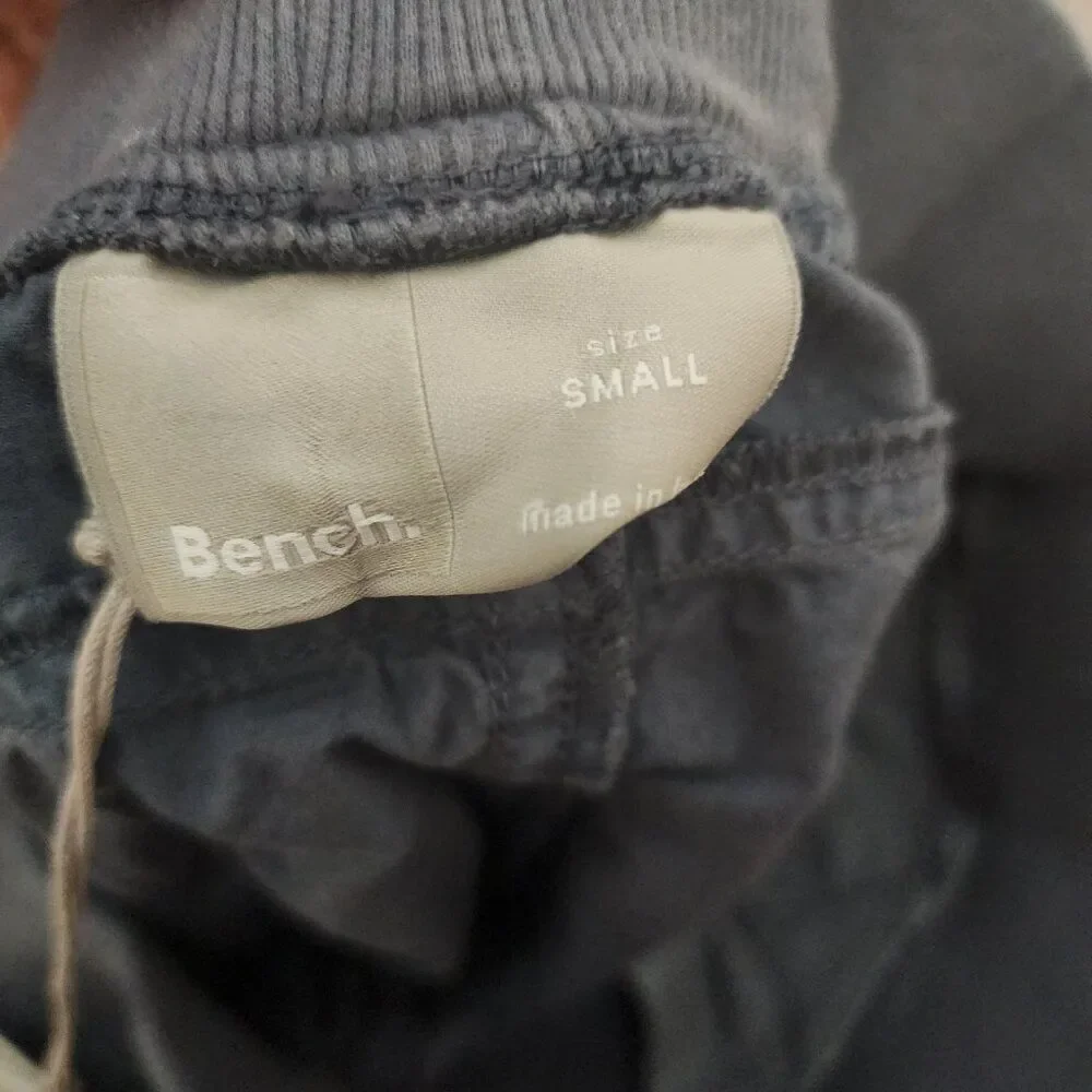 Bench Trunks Men's Gray Elastic Waist Logo Shorts Pockets NWT